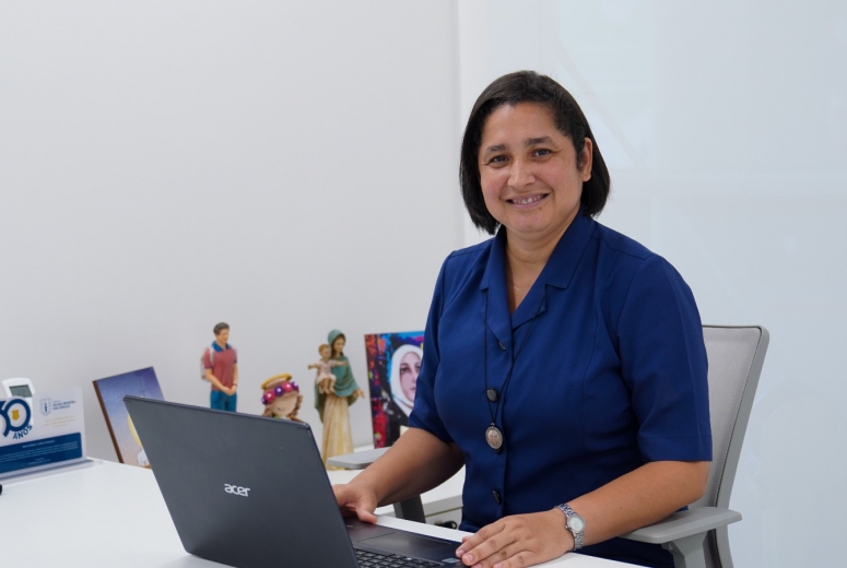 Ir. Rosineide Campos: trajetória, fé e os novos caminhos do Colégio Santa Cecília Eusébio Ir. Rosineide Campos: trajetória, fé e os novos caminhos do Colégio Santa Cecília Eusébio